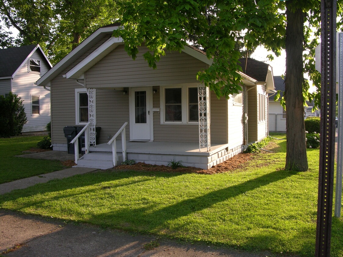 Primary Photo - 3401 Hamilton Pl