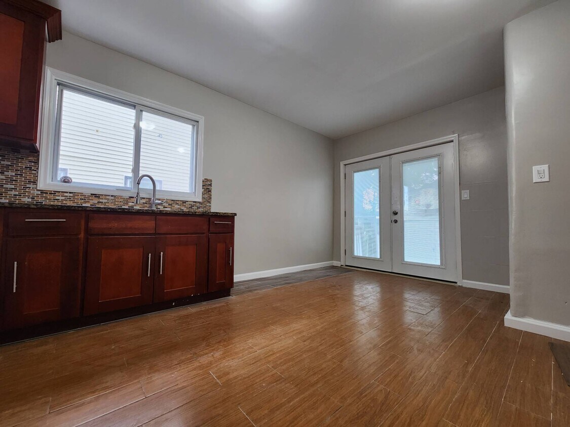 Foto principal - 134-32 244th St