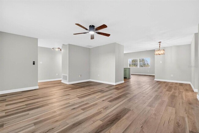 Foto del edificio - 4001 Topsail Trail