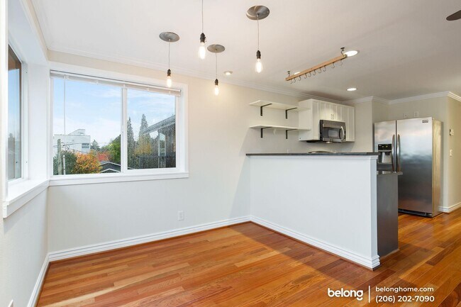 Foto del edificio - 2400 E Howell St