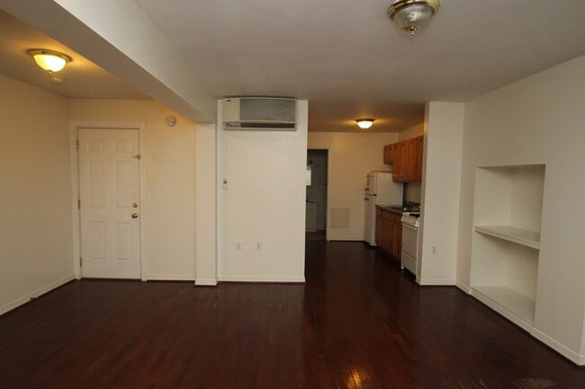 Building Photo - 1220 St Paul St