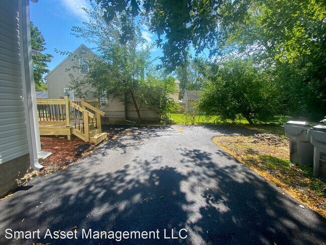 Building Photo - 3 br, 1 bath House - 4747 N 57th Street