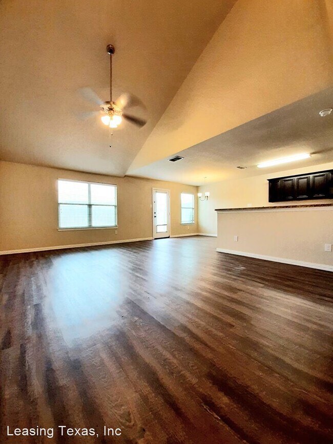Building Photo - 3 br, 2.5 bath House - 712 River Hill Lane