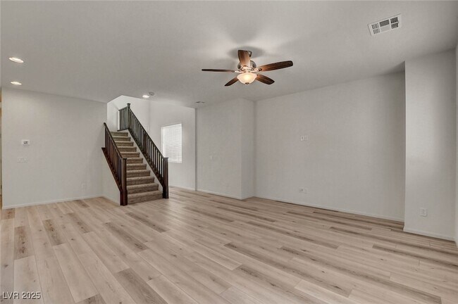 Foto del edificio - 8929 Pebble Sand St
