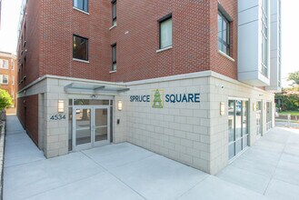 Hightop Spruce Square photo'