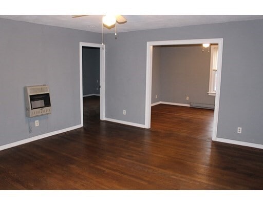Primary Photo - 55 W Carpenter St