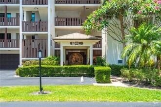 Building Photo - 166 SE St Lucie Blvd