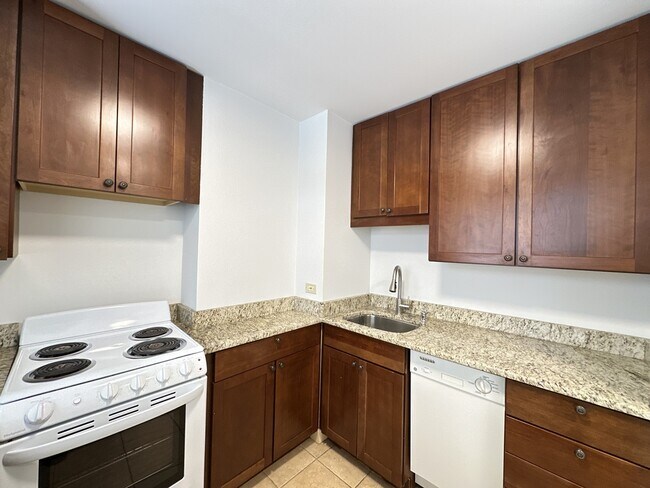 Foto del edificio - 1349 N Dearborn St