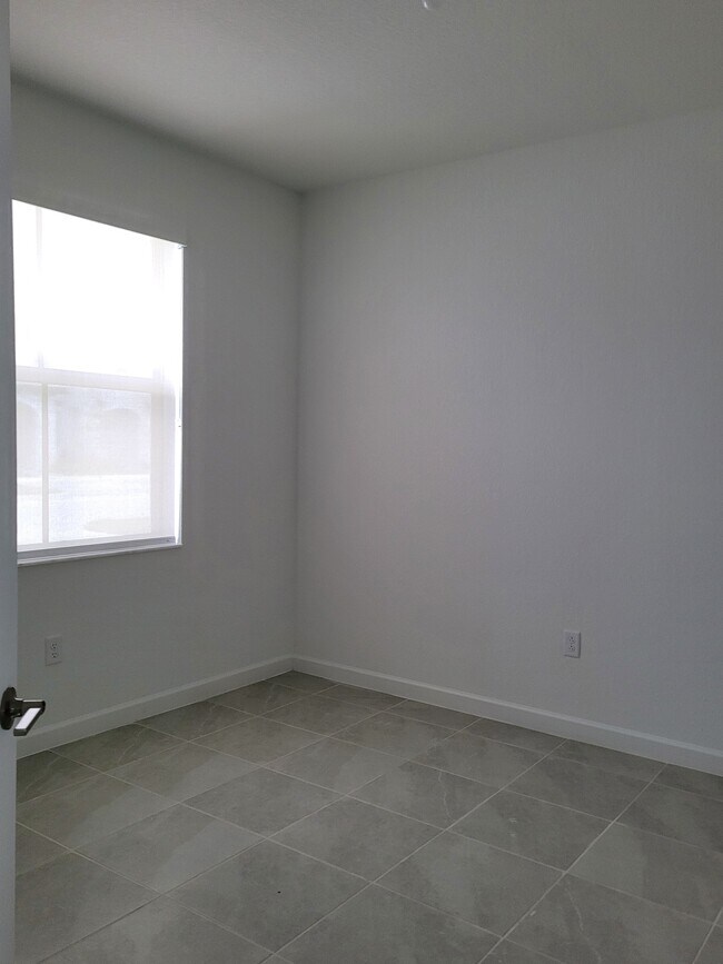 Foto del edificio - 28705 SW 132nd Ct