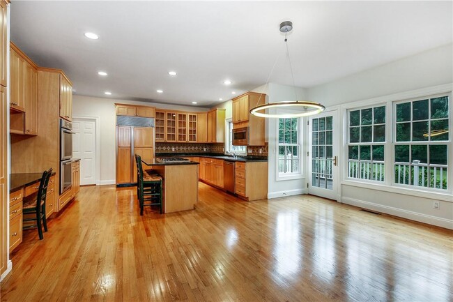 Foto del edificio - 34 Saxon Wood Rd