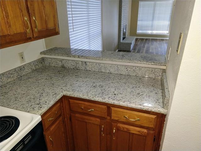 Foto del edificio - 5200 Wild Horse Ct