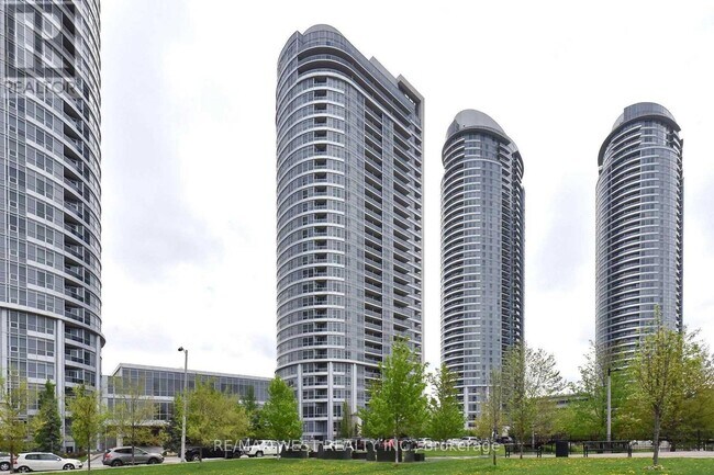 Building Photo - 1721-1181 VILLAGE GREEN Sq