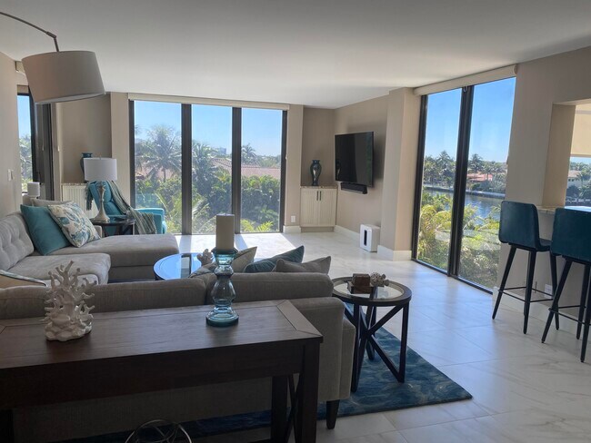 Building Photo - 2220 S Ocean Blvd