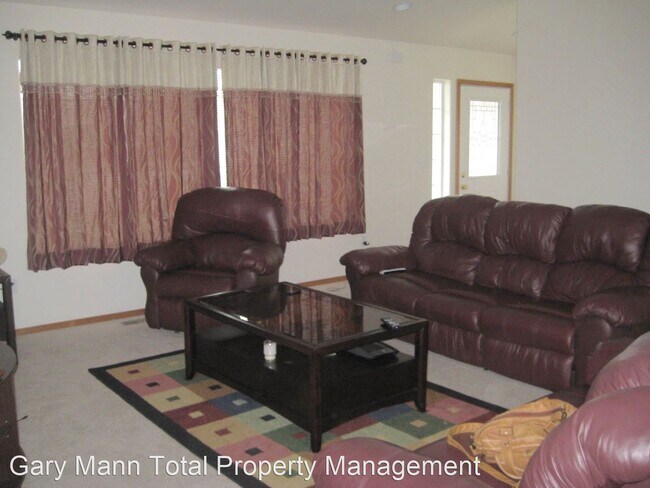 Building Photo - 3 br, 2 bath House - 219 Pinyon