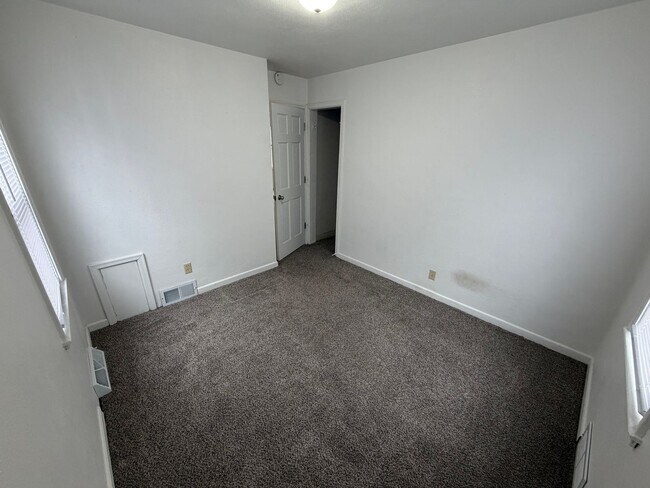 Foto del edificio - Home for rent near Augustana college
