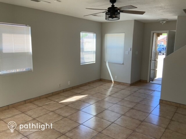 Foto principal - 4700 Chow Court NE
