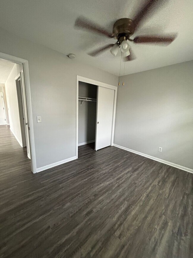 Foto del edificio - 602 SE Grant Drive