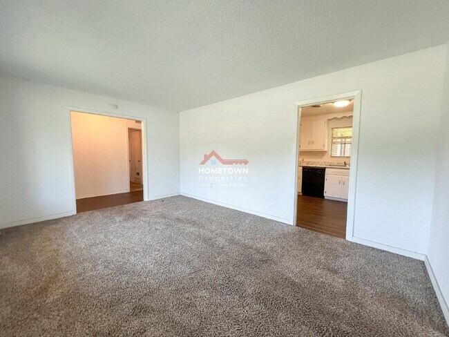 Building Photo - Charming Home in Belvedere Park