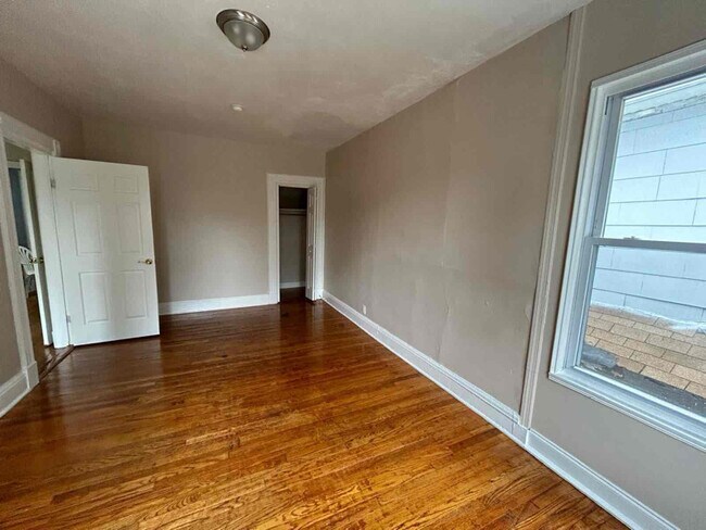 Foto del edificio - 661 E 29th St