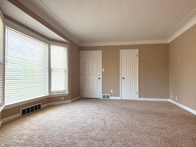 Foto del edificio - 13537 Cedar Rd