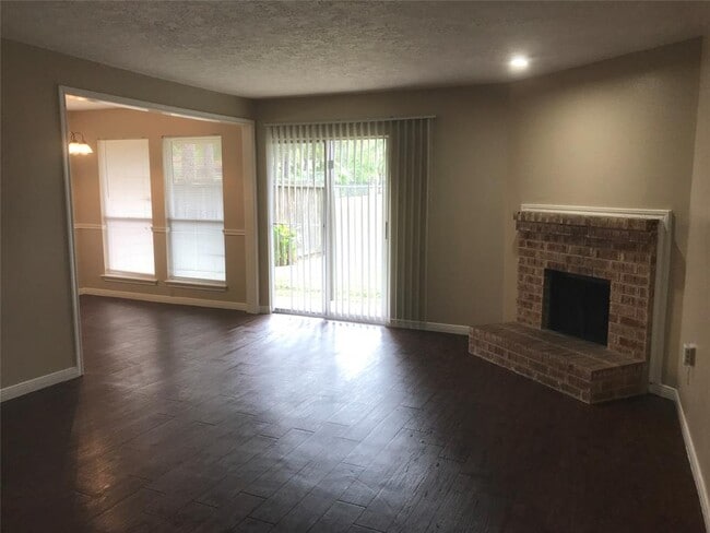 Building Photo - 13603 Ravensway Dr