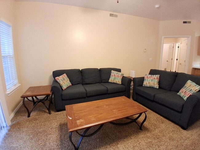 Building Photo - 345 Belmont Pl