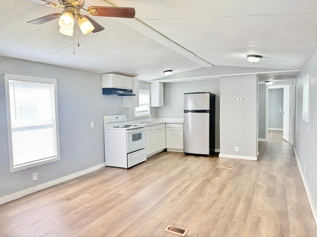 Building Photo - 203 W Conyers Ave