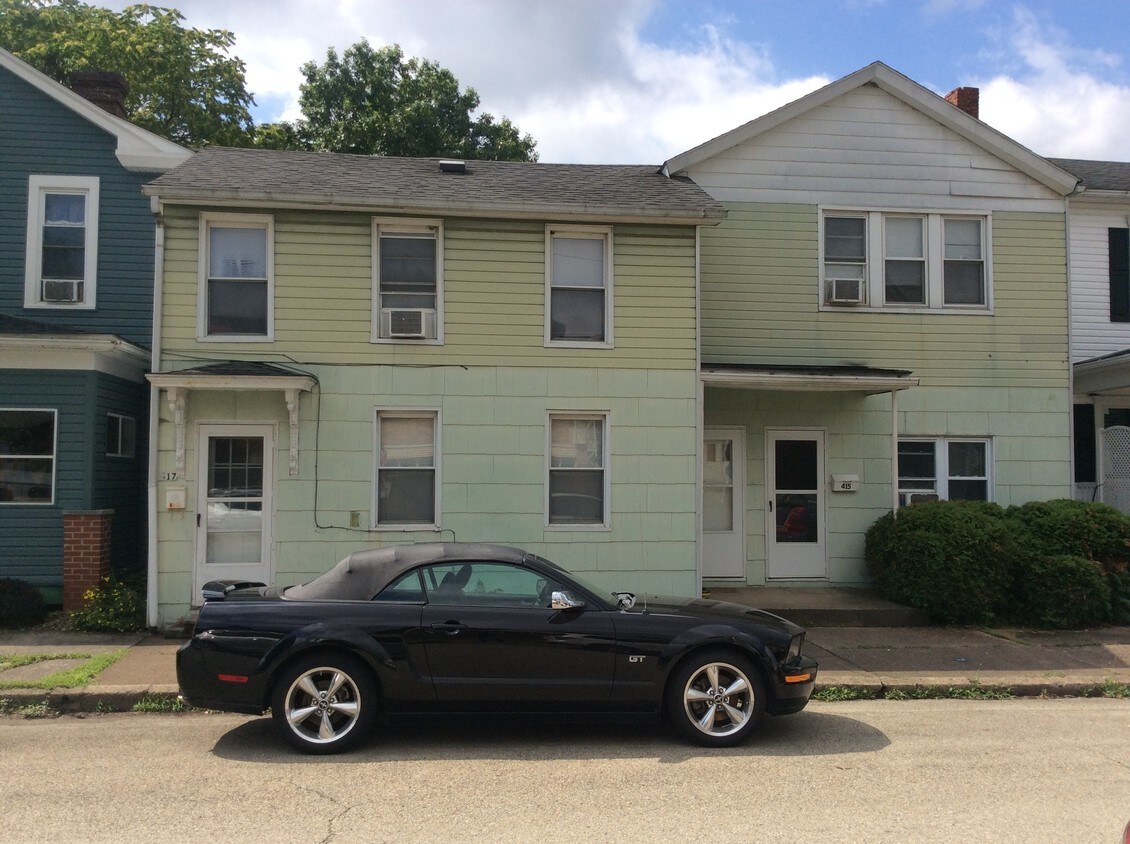 Primary Photo - 415 Weldon St