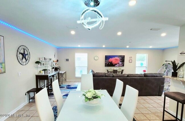 Building Photo - 780 Ashwood St