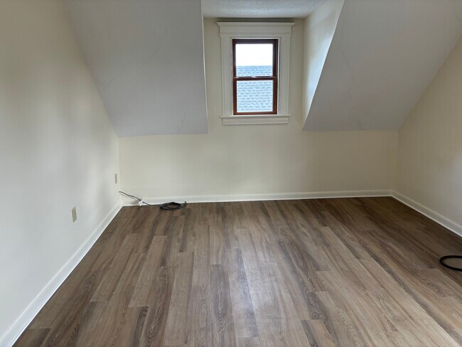 Foto del edificio - 1310 Stanley St