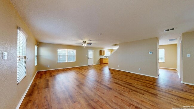 Building Photo - 117 Foxglove Pass