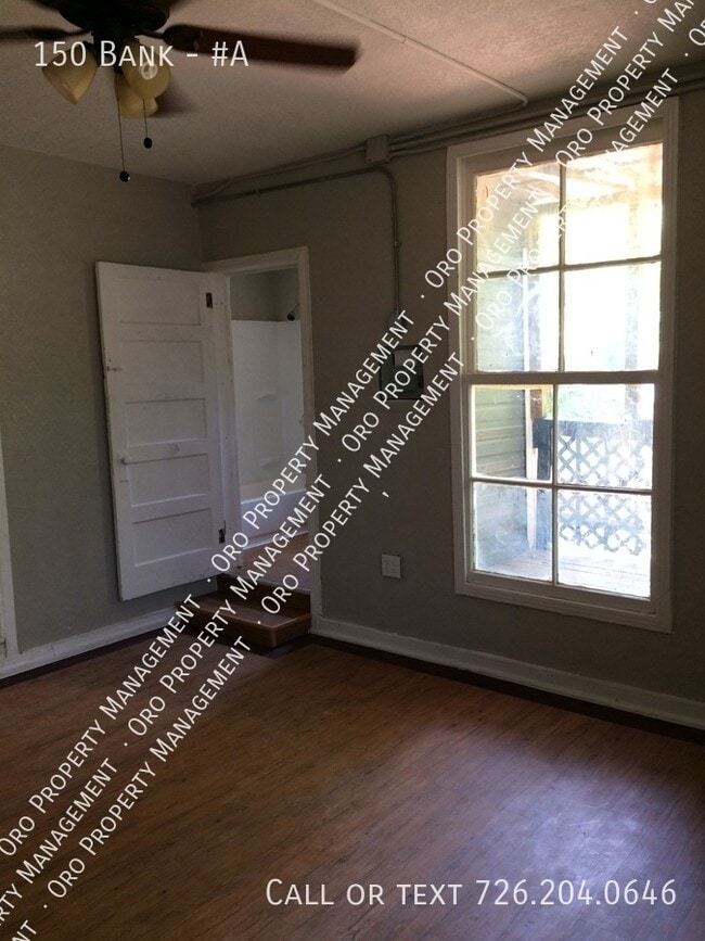 Photo - 150 Bank-#A Apartment