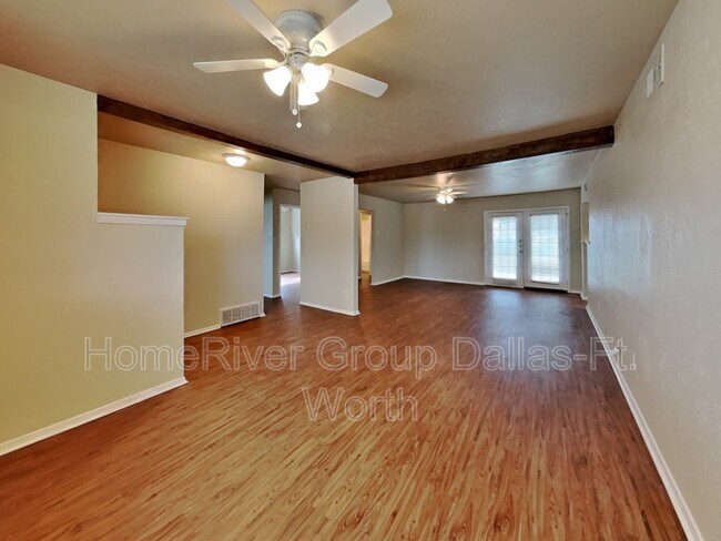 Building Photo - 4022 Cornell Dr