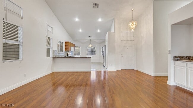 Foto del edificio - 5419 Valley Wells Way
