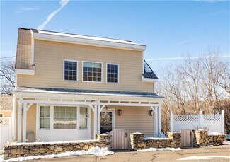 Building Photo - 107 Black Rock Tpke