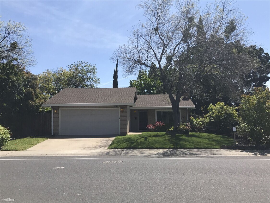 Foto principal - 3 br, 2 bath House - 1509 Crestmont Ave
