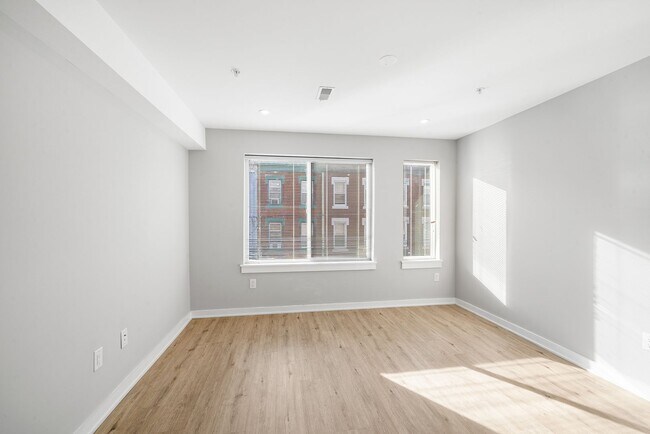Foto del edificio - Luxury Multifamily Building w/ High End Fi...