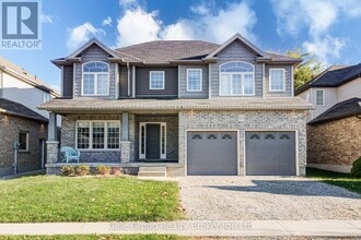 Building Photo - 722 Normandy Dr
