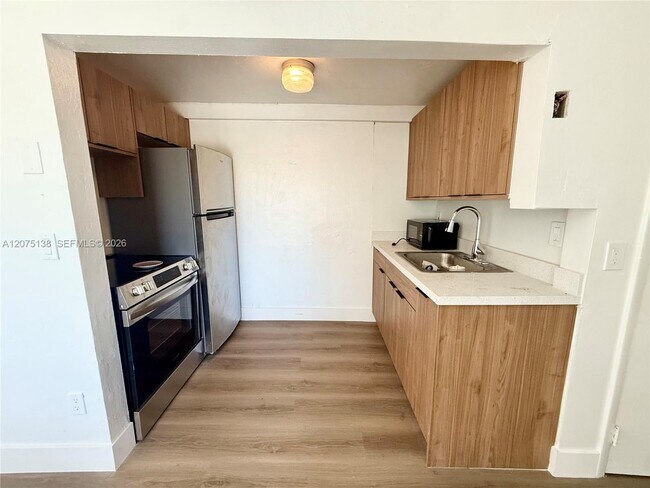 Foto del edificio - 119 NW 43rd Ct