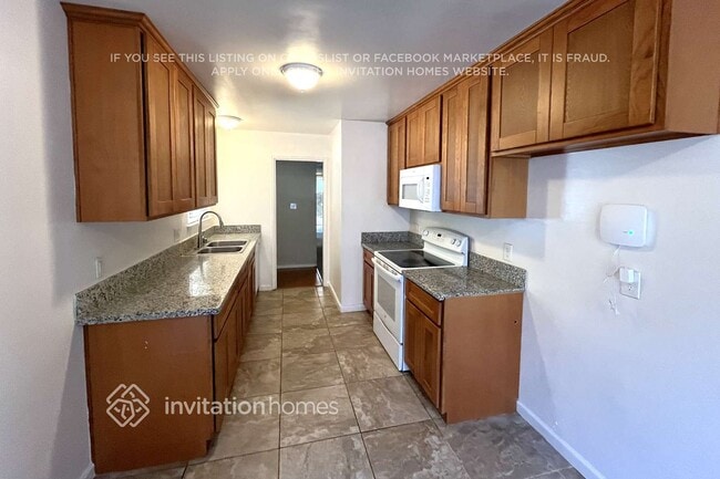 Building Photo - 7740 Aptos Cir