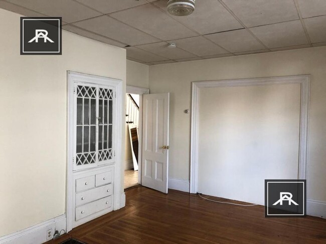 Building Photo - 6 bedroom in Allston MA 02134