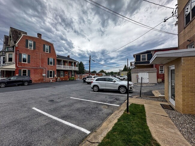 Foto del edificio - 902 Columbia Ave