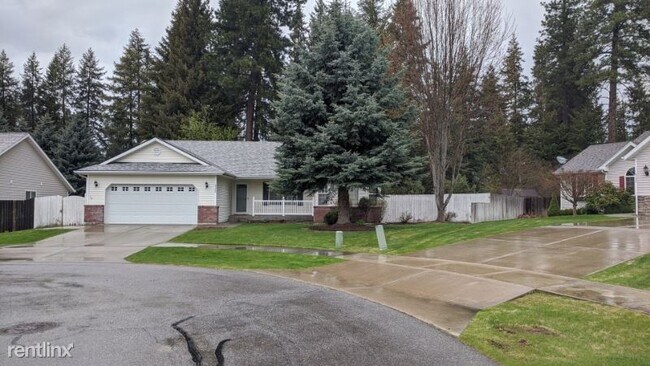 Building Photo - 3 br, 2 bath House - 9260 N. Castle Way