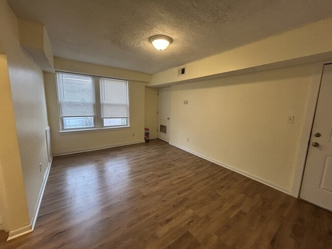 Foto del edificio - 4329 Halley Terrace SE