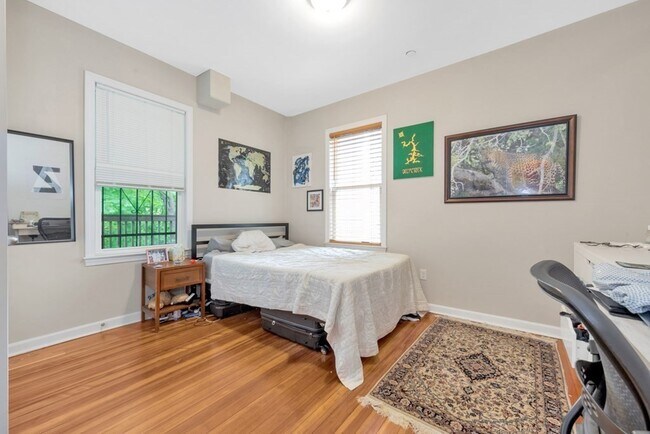 Foto del edificio - 228 Calumet St