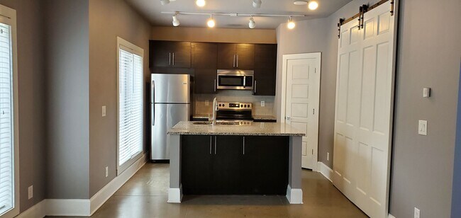 Foto del edificio - Luxury Student Living- 4BR/4BA Townhome Near UGA (Available Fall 2026)