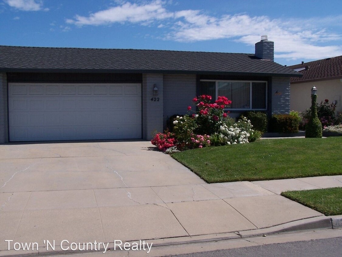 Primary Photo - 3 br, 2 bath House - 422 Shelley Way