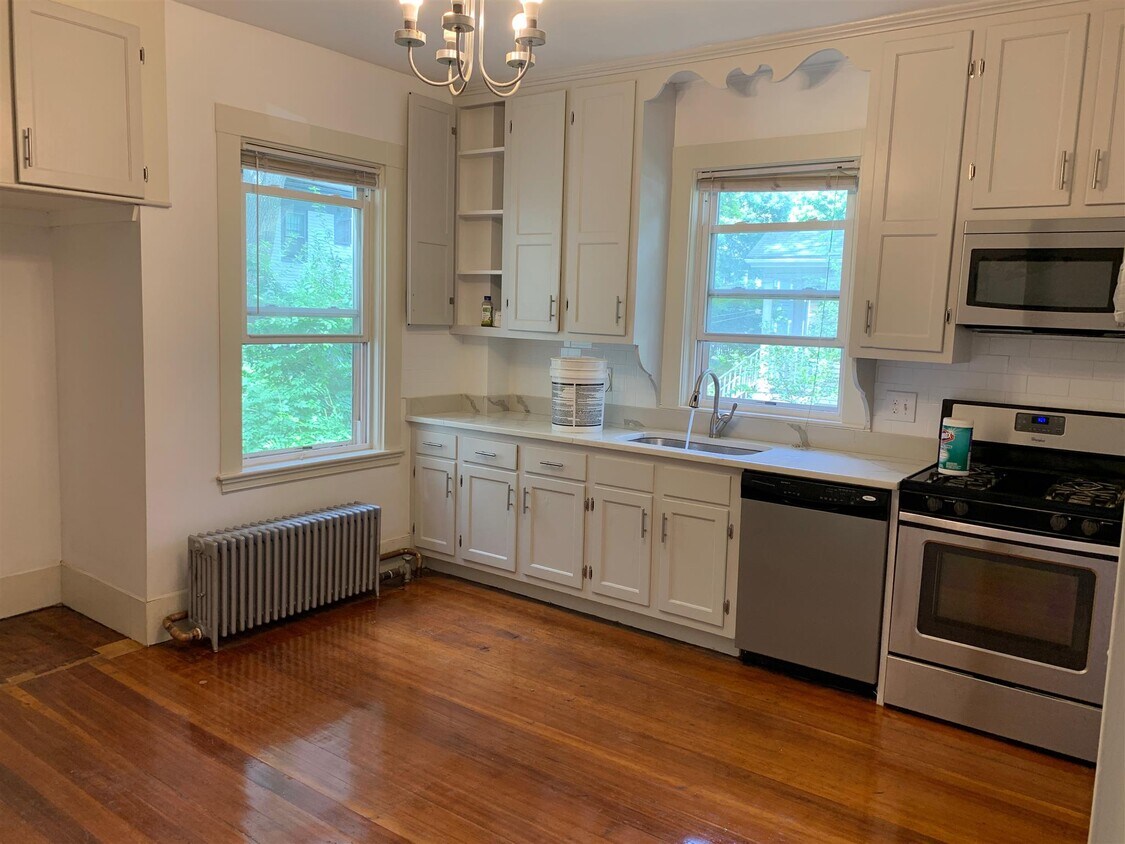 150 Babcock St Unit A, Brookline, MA 02446 Apartments in Brookline, MA