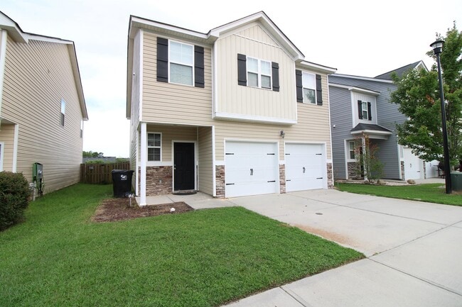 Building Photo - 650 Dunrobin Ln