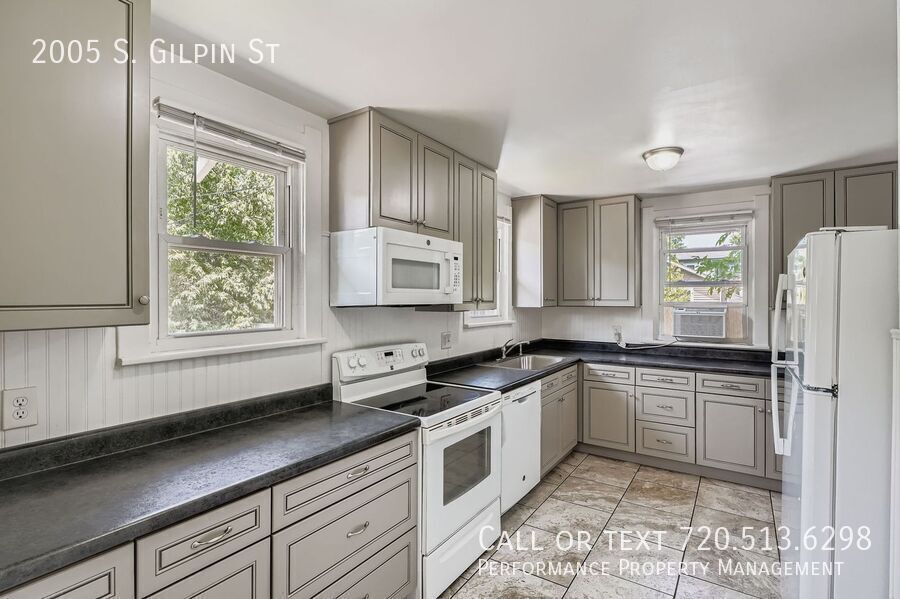 Photo - 2005 S. Gilpin St-